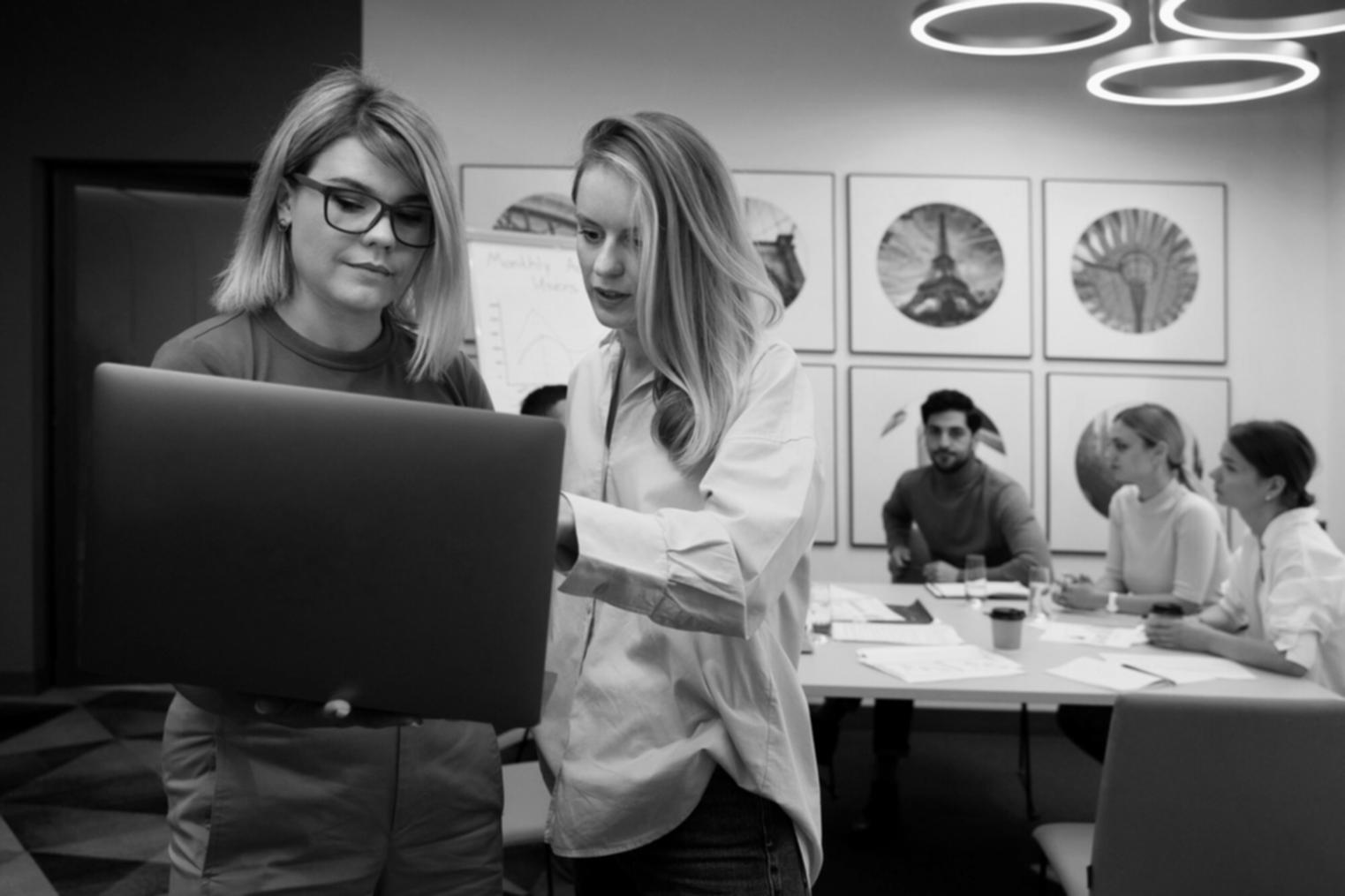 Consultanţă financiară personalizată talvenoridra